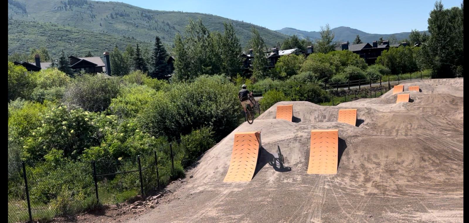 Creekside Bike 2